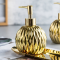 Złoty dozownik do mydła płynu ceramiczny glamour kula akcesoria łazienkowe